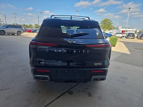 2025 INFINITI QX60 SENSORY