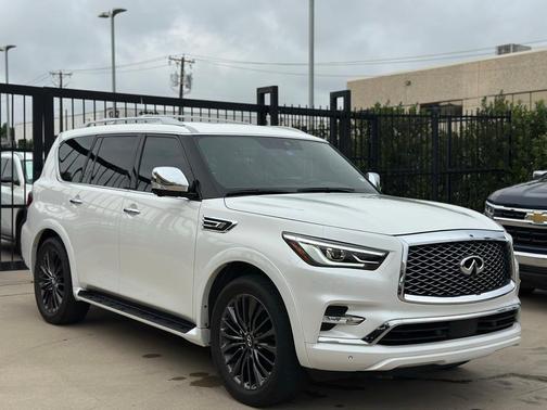 2022 INFINITI QX80 SENSORY