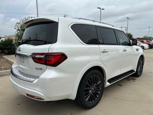 2022 INFINITI QX80 SENSORY