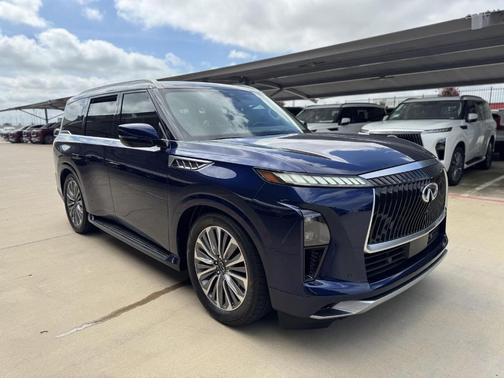 2025 INFINITI QX80 Luxe