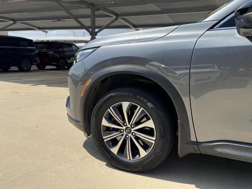 2023 INFINITI QX60 Pure