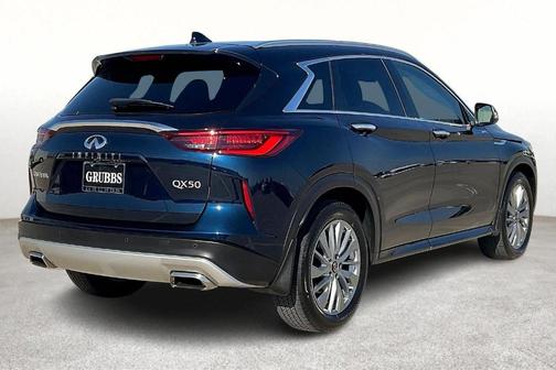 2024 INFINITI QX50 Luxe