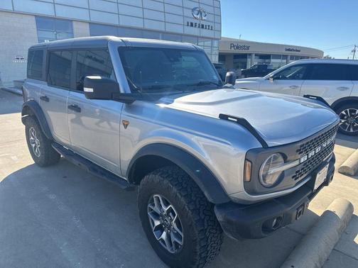 2023 Ford Bronco Badlands