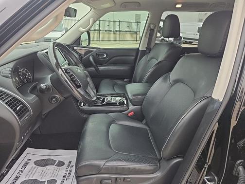 2021 INFINITI QX80 Luxe