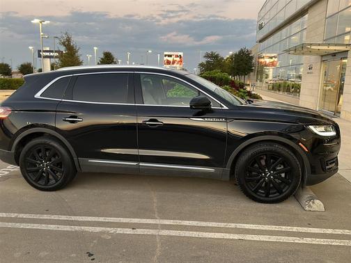 2020 Lincoln Nautilus Reserve