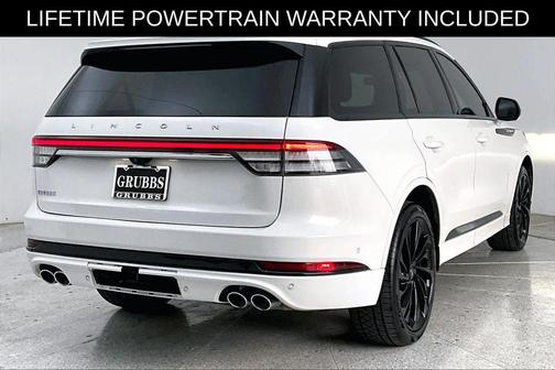 White Metallic 2022 Lincoln Aviator Reserve AWD