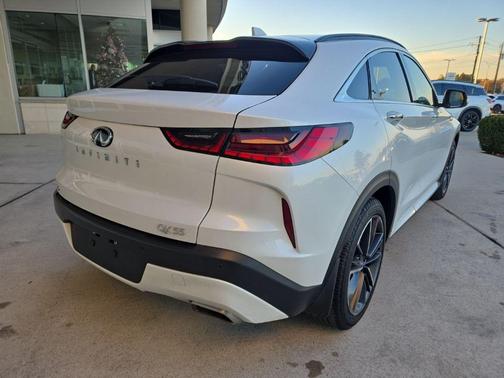 2025 INFINITI QX55 ESSENTIAL