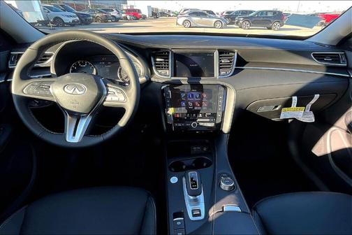 2025 INFINITI QX50 Luxe