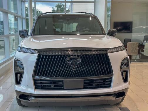 2025 INFINITI QX80 AUTOGRAPH