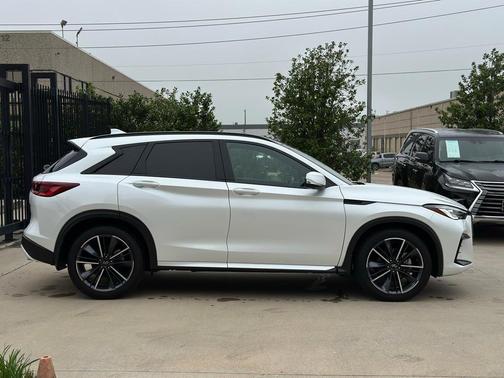2024 INFINITI QX50 SPORT