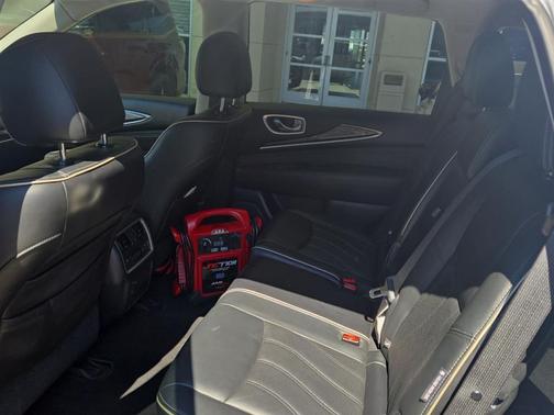 2018 INFINITI QX60 Base