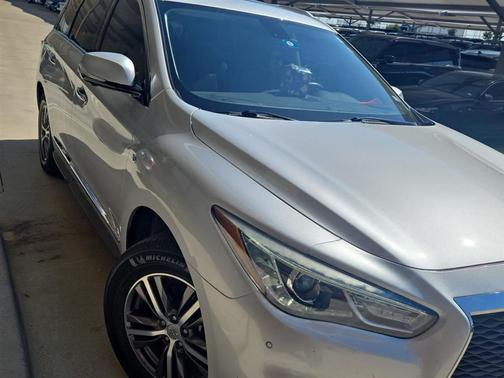 2018 INFINITI QX60 Base
