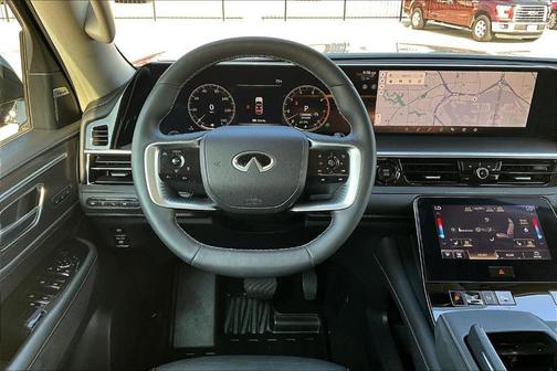 2025 INFINITI QX80 Luxe