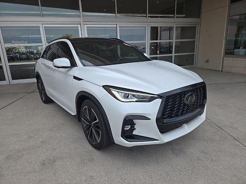 2023 INFINITI QX50 SPORT