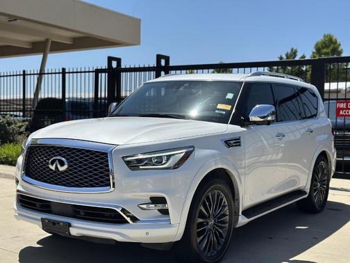 2022 INFINITI QX80 SENSORY