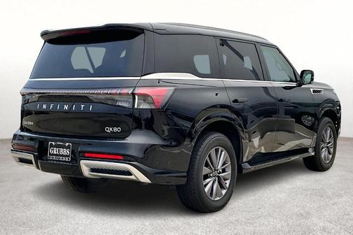 2025 INFINITI QX80 PURE
