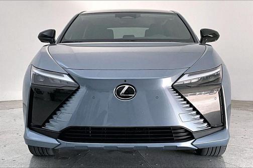 2023 Lexus RZ 450e Luxury