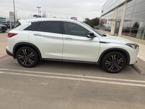 2021 INFINITI QX50 Luxe