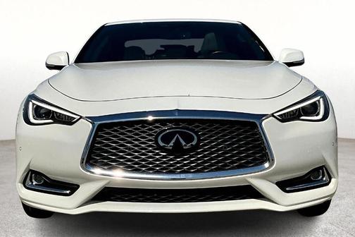 2022 INFINITI Q60 LUXE