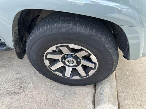 2022 Toyota 4Runner TRD Off Road Premium