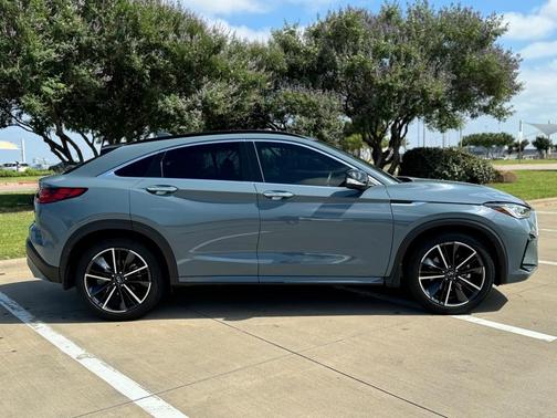 2023 INFINITI QX55 LUXE