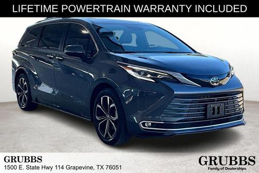 2025 Toyota Sienna Platinum 7 Passenger