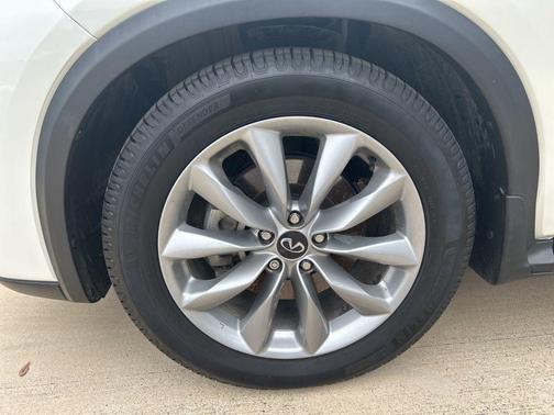 2021 INFINITI QX50 ESSENTIAL