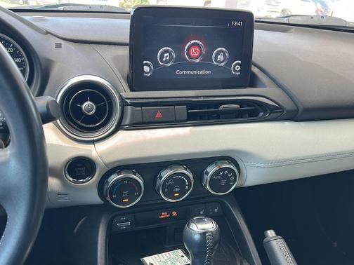 2021 Mazda MX-5 Miata RF Grand Touring