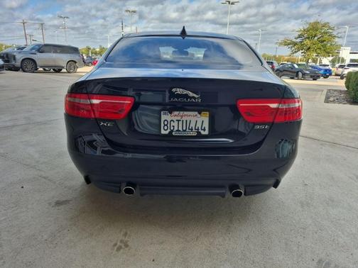 2017 Jaguar XE 35t Premium