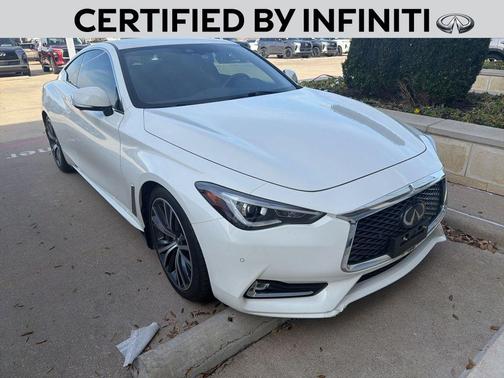 2022 INFINITI Q60 LUXE