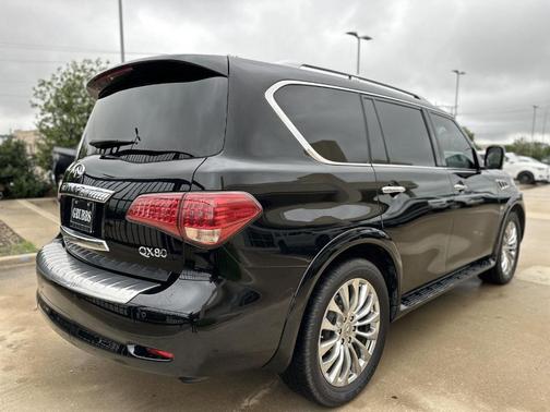 2017 INFINITI QX80 Base