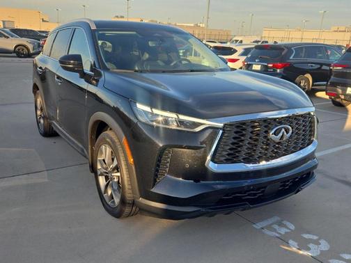 2025 INFINITI QX60 Luxe