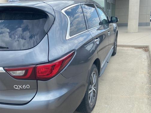 2019 INFINITI QX60 Pure