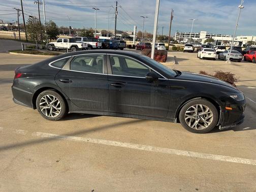 2021 Hyundai SONATA SEL