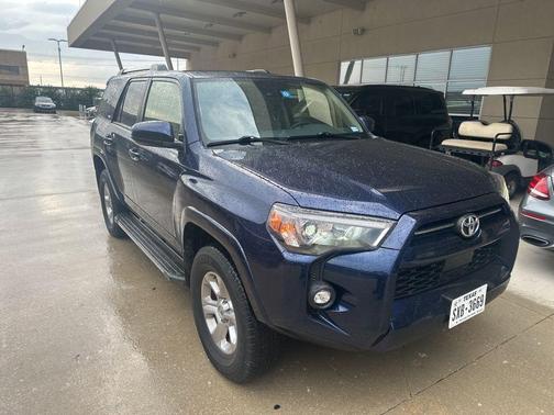 2022 Toyota 4Runner SR5