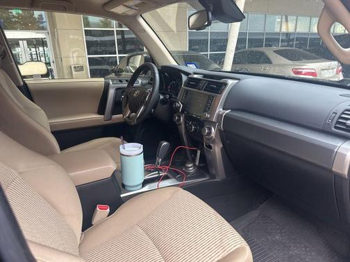 2022 Toyota 4Runner SR5