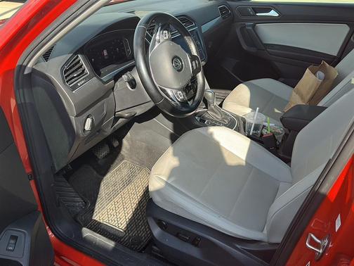 2019 Volkswagen Tiguan 2.0T SEL