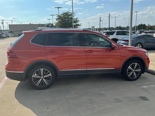 2019 Volkswagen Tiguan 2.0T SEL