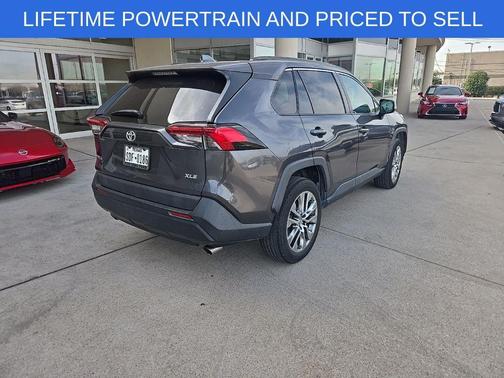 2019 Toyota RAV4 XLE Premium