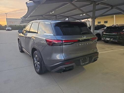 2025 INFINITI QX60 Pure