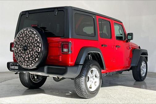 2022 Jeep Wrangler Unlimited Sport