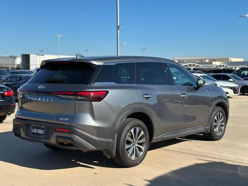 2025 INFINITI QX60 Pure