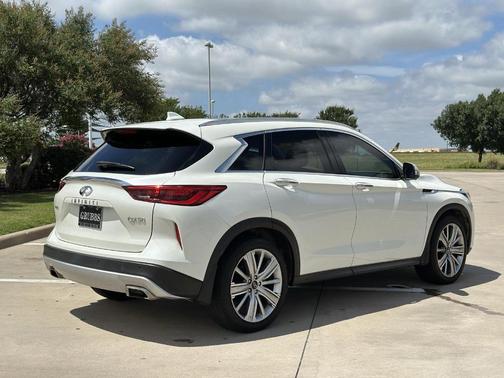 2022 INFINITI QX50 SENSORY