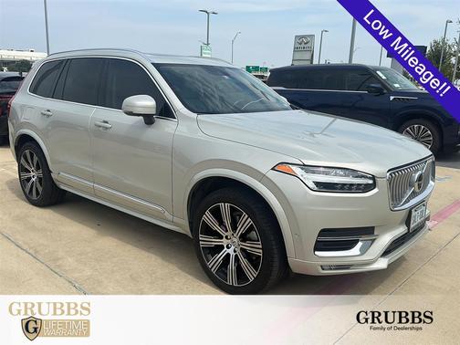 2022 Volvo XC90 T6 Inscription 7 Passenger