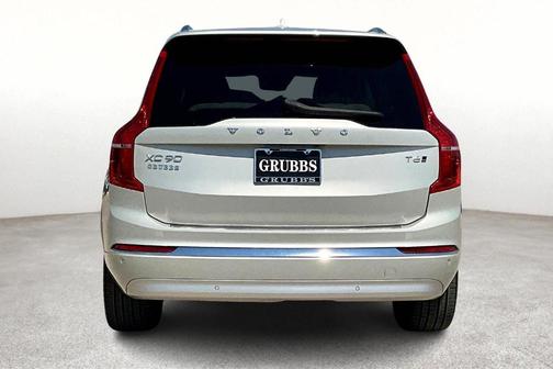 2022 Volvo XC90 T6 Inscription 7 Passenger