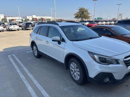 2018 Subaru Outback 2.5i Premium