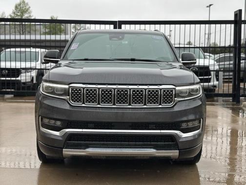 2023 Jeep Grand Wagoneer Series II
