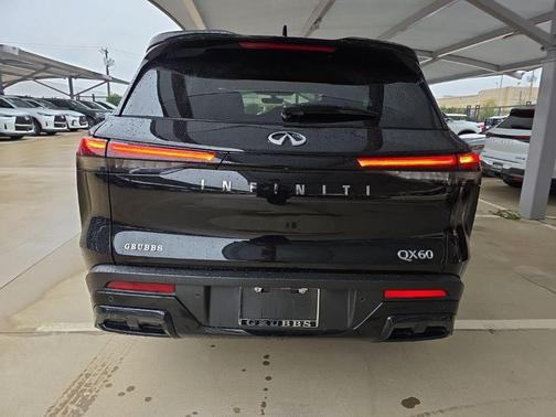 2025 INFINITI QX60 Pure