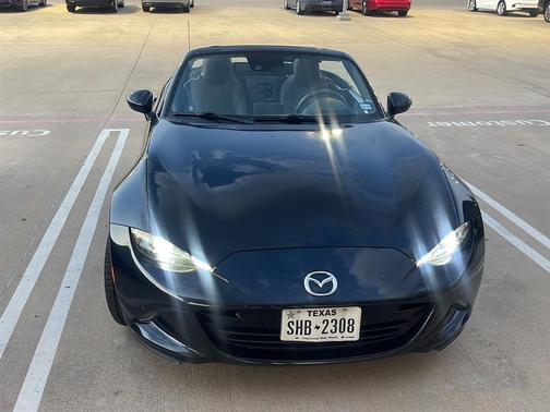 2016 Mazda MX-5 Miata Grand Touring