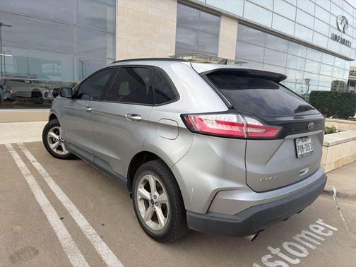 2020 Ford Edge SE
